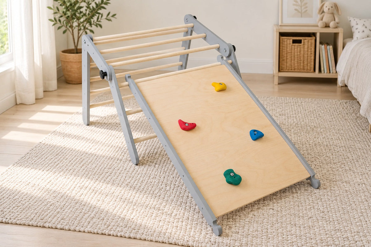 Triangle Pikler pliable en hêtre — motricité libre, dès 10 mois