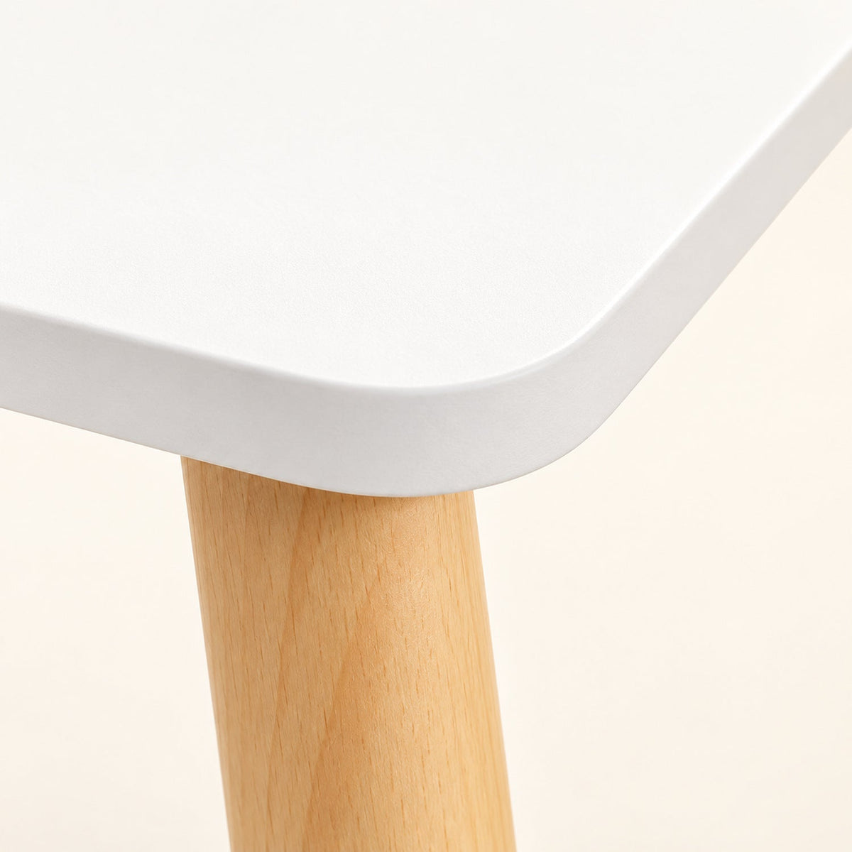 Table et 2 chaises enfant en hêtre — dès 18 mois