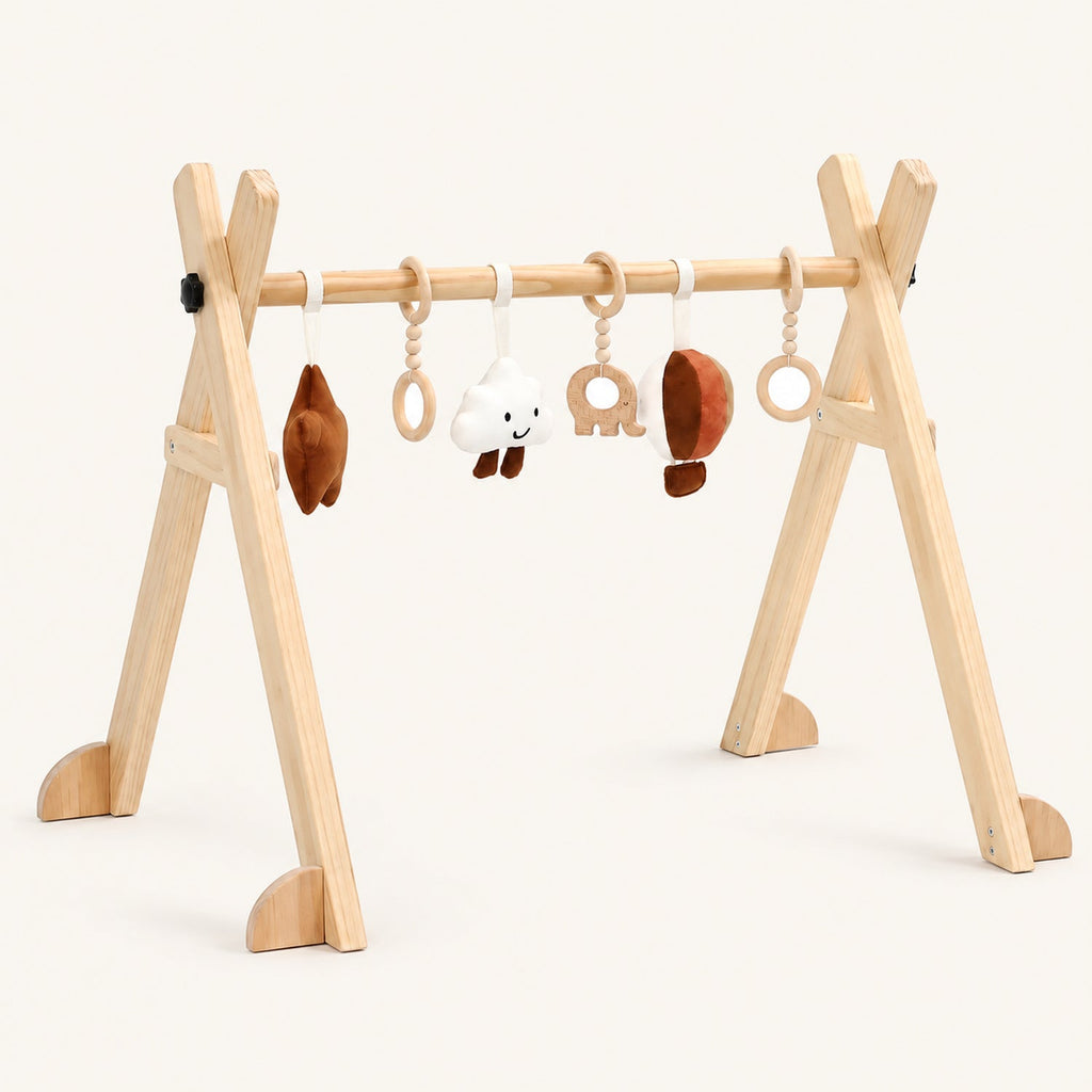 Portique d'éveil en bois avec suspensions — dès la naissance